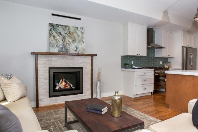 linear-vs-traditional-gas-fireplaces.